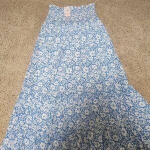 Elegant Strapless Blue Floral Dress